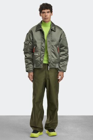 Seguin Aviator Bomber