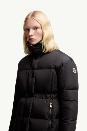 Agneux Square-Quilted Hooded Short Down Jacket