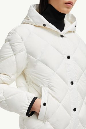 Arvouin Hooded Diamond-Quilted Short Down Jacket