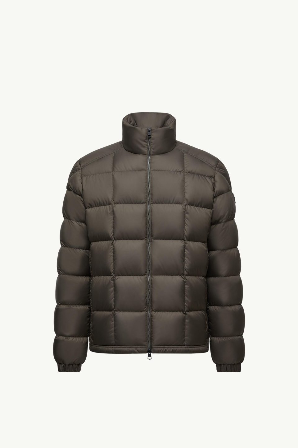 Eglise Square-Quilted Hooded Short Down Jacket