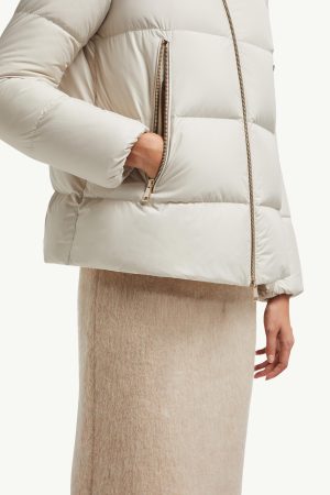 Laichefur Hooded Shearling-Trimmed Short Down Jacket