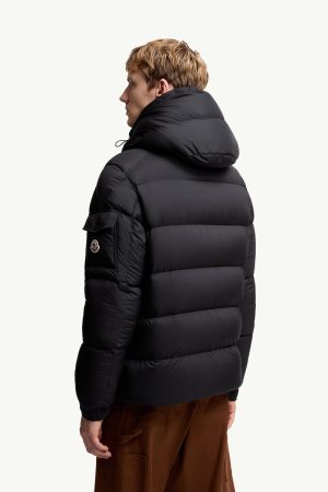 Moncler Maya 70 Hooded Short Down Jacket